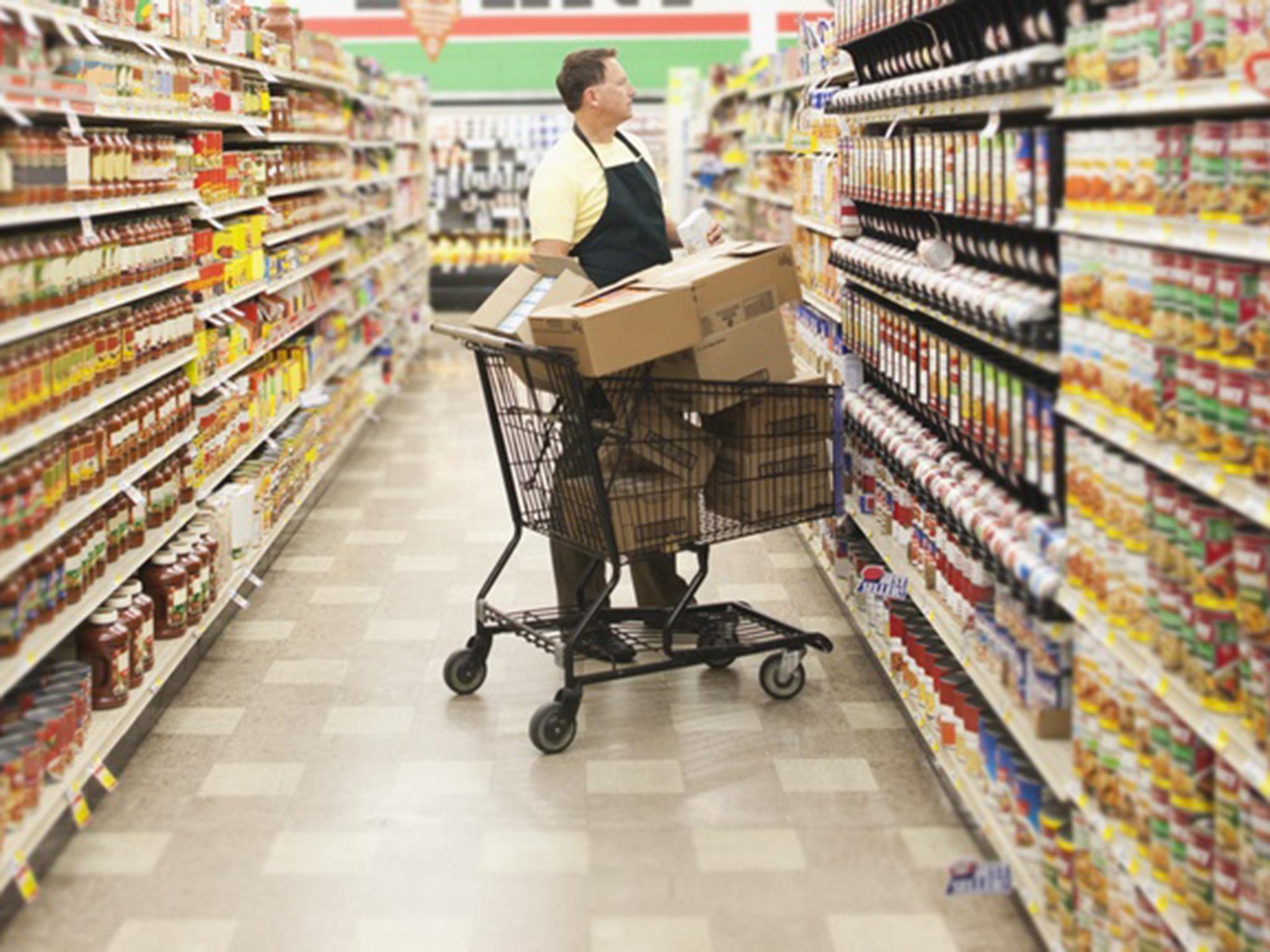 Market employee. X5 supermarket. Near to supermarket. Nearest Market. Online Market.