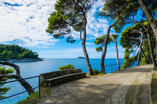 Ugostitelji u HR traže hitne mere za spas turizma