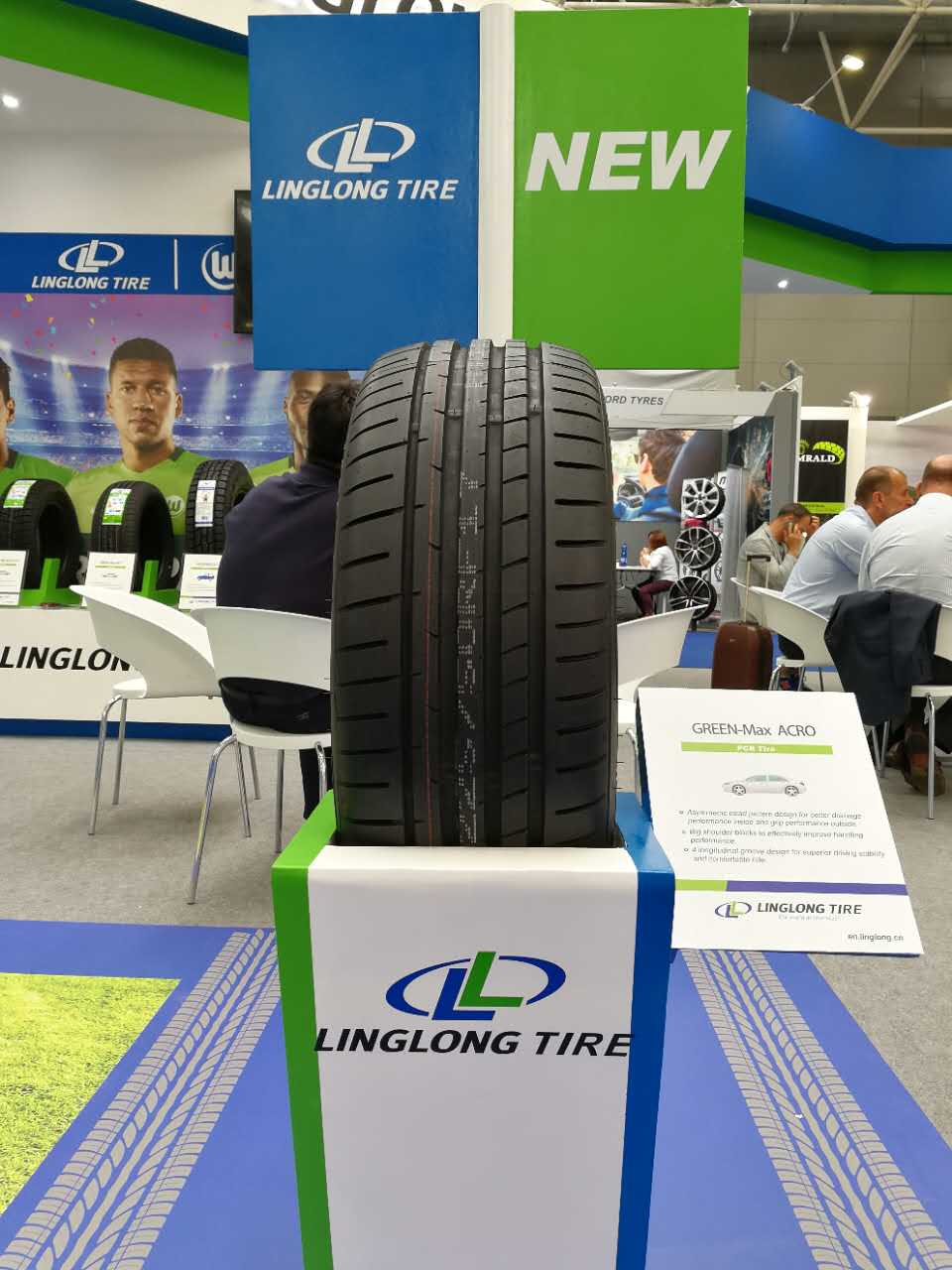 Linglong green. Автомобильная шина LINGLONG Green-Max 225/45 r19 96w летняя. LINGLONG Green-Max Acro. Логотип LINGLONG Green Max. LINGLONG at.