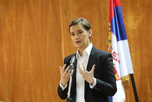 Brnabić: Nema kompromisa u bezbednosti hrane