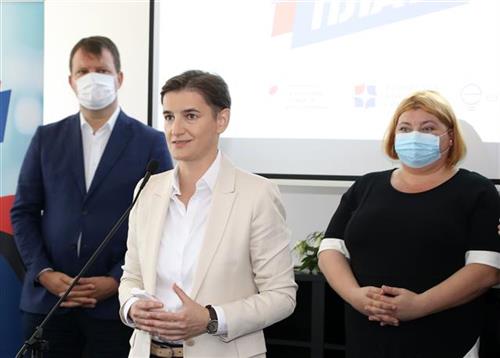 Brnabić: Ulažemo dve milijarde dinara u 10 hiljada mladih