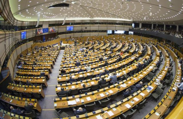 Evropski parlament  Foto: EPA/OLIVIER HOSLET