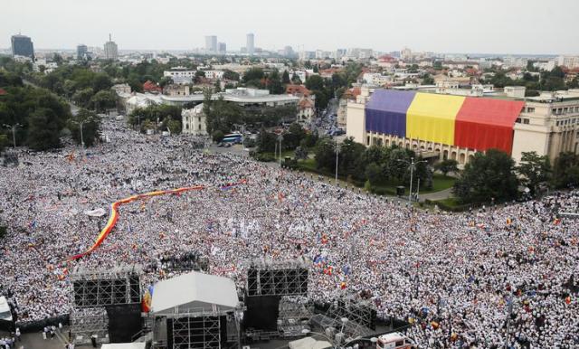 Protest u Bukureštu Foto: AP Photo/Vadim Ghirda